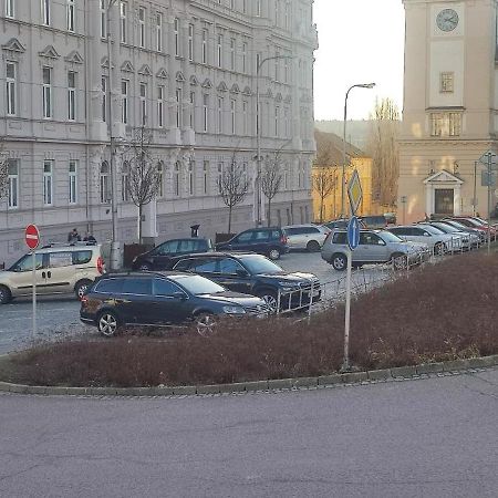 Apartmany Pod Divadlem Znojmo Exteriör bild