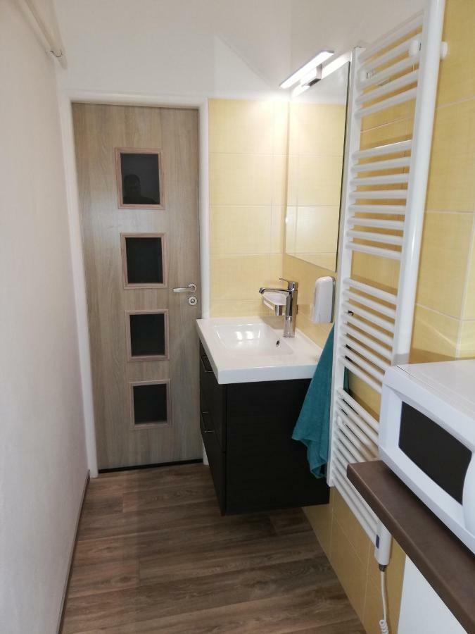 Apartmany Pod Divadlem Znojmo Exteriör bild